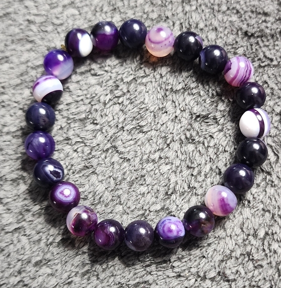 Purple Agate Beaded Stretch Bracelet - Picture 1 of 3